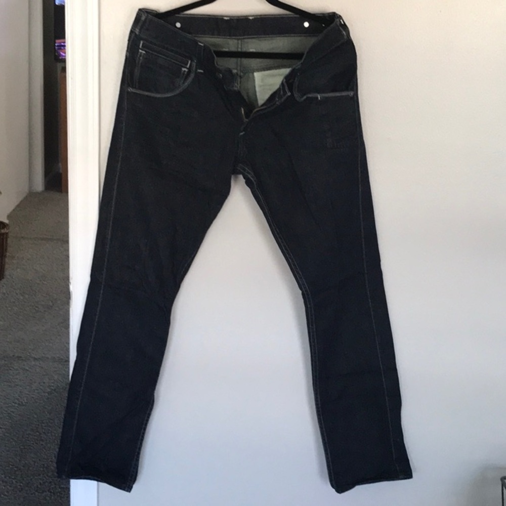 Women's Navy LEVIs Jeans